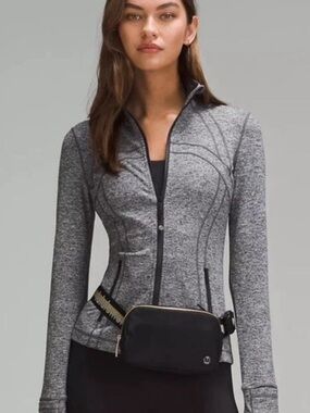 Lululemon Black/Silver Everywhere Belt Bag Wordmark NEW with Tags